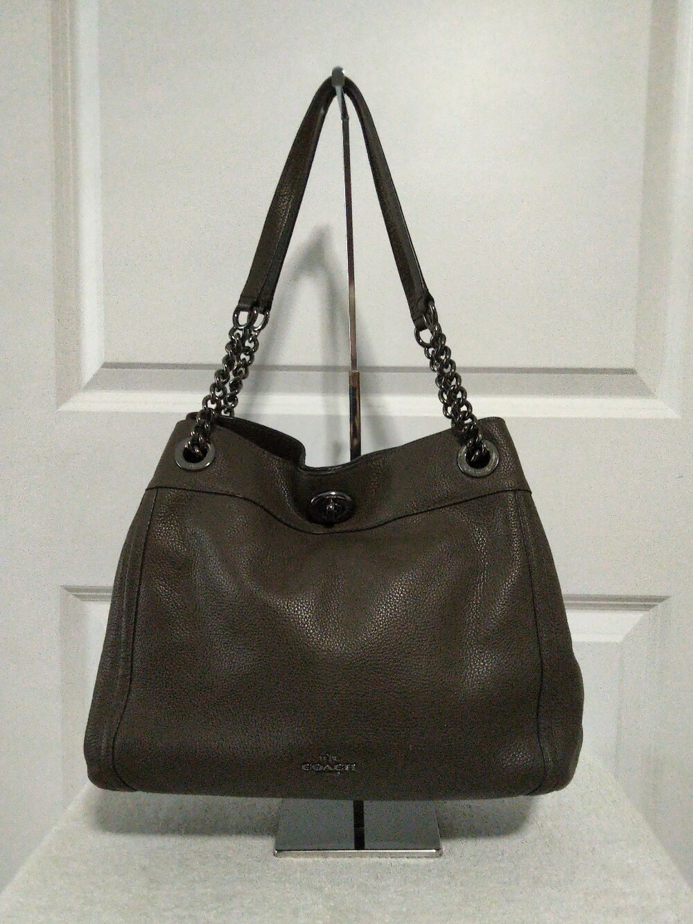 Authentic Coach Turnlock Edie 31 Shoulder Bag - Taupe/ Gunmetal -36855